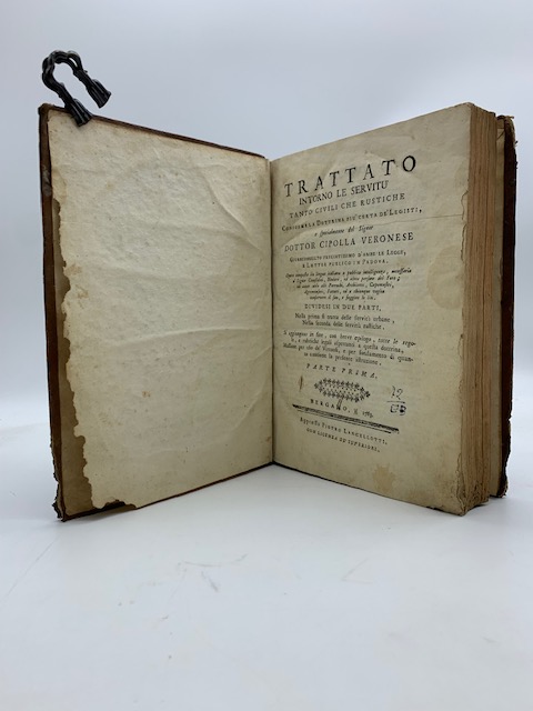 Trattato intorno le servitù tanto civili che rustiche conforme la dottrina più certa de' legisti, e specialmente del signor dottor Cipolla veronese...parte prima-seconda